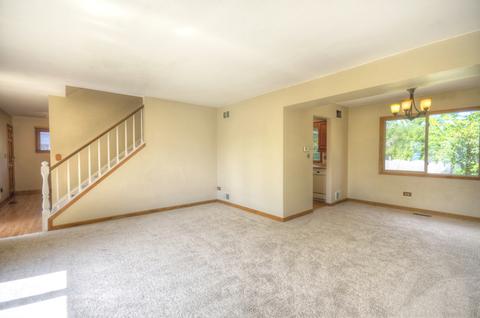404 Jefferson Ct, Wheeling, IL 60090 photo 5