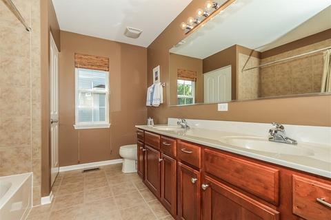 230 Regency Dr, Bartlett, IL 60103 photo 21