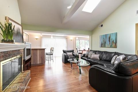 3857 Walters Ave, Northbrook, IL 60062 photo 2