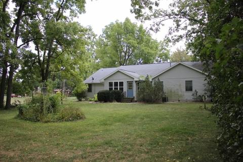 431 E Lincoln Ave, Onarga, IL 60955 photo 4
