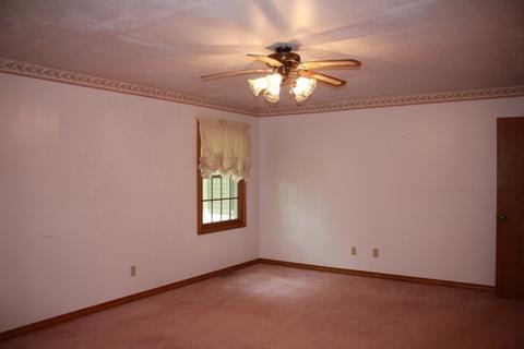 431 E Lincoln Ave, Onarga, IL 60955 photo 32