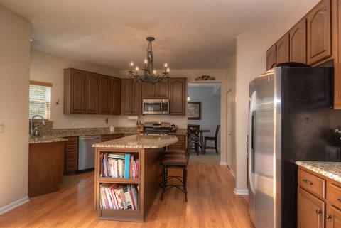 1451 Boulder Bluff Ln, Algonquin, IL 60102 photo 9