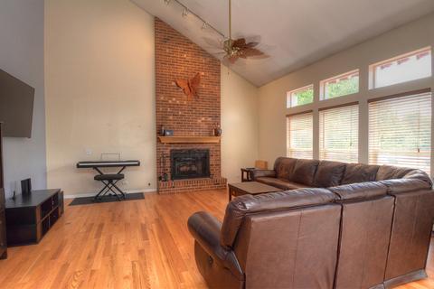 1451 Boulder Bluff Ln, Algonquin, IL 60102 photo 12