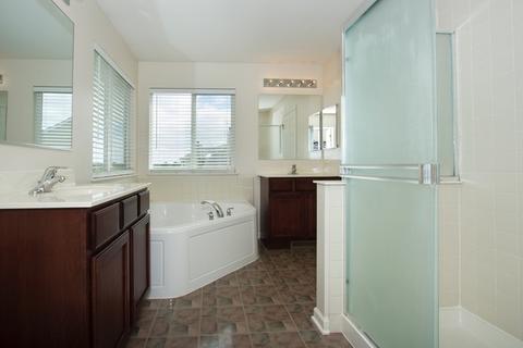 6714 Galway Dr, Mchenry, IL 60050 photo 17