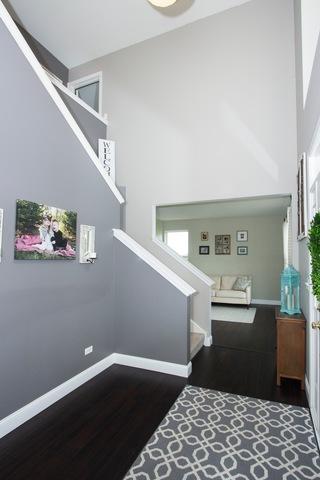 6714 Galway Dr, Mchenry, IL 60050 photo 2