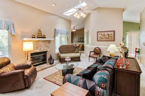3308 Chestnut Dr, Mchenry, IL 60051 photo 3