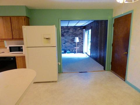 948 Seminole Dr, Elgin, IL 60120 photo 15