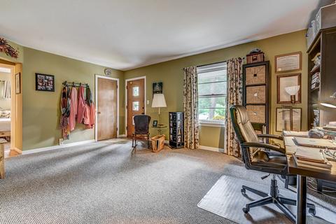 1813 Stoddard Ave, Wheaton, IL 60187 photo 3