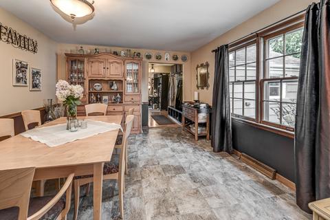 1813 Stoddard Ave, Wheaton, IL 60187 photo 5