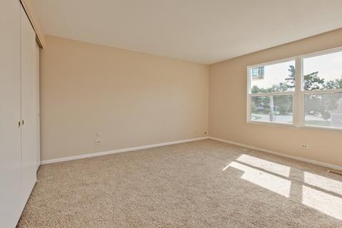 2210 Stratham Pl, Hoffman Estates, IL 60169 photo 13