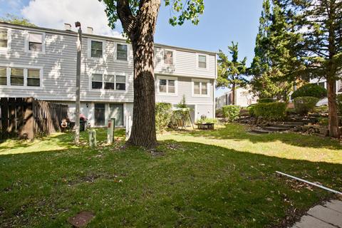 2210 Stratham Pl, Hoffman Estates, IL 60169 photo 26