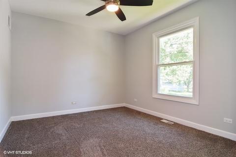 1306 Blair Ln, Hoffman Estates, IL 60169 photo 10