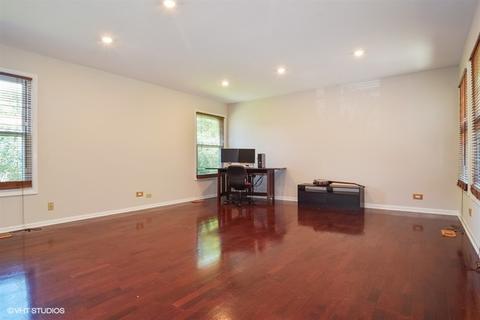 1306 Blair Ln, Hoffman Estates, IL 60169 photo 5