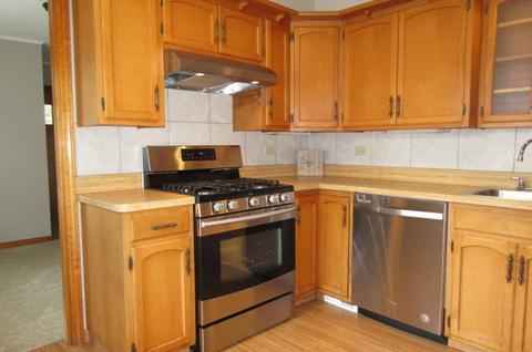 313 S Harvard Ave, Addison, IL 60101 photo 11