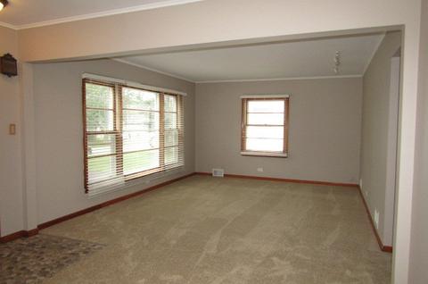 313 S Harvard Ave, Addison, IL 60101 photo 5