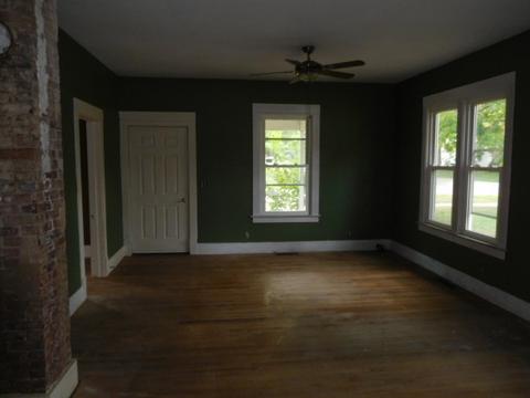 800 E Chestnut St, Monticello, IL 61856 photo 12