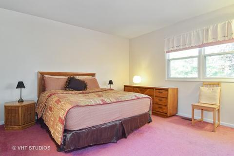 670 Packard Dr, Elgin, IL 60120 photo 13