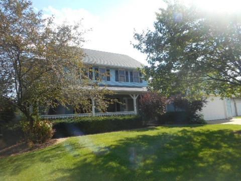 3417 W Bretons Dr, Mchenry, IL 60050 photo 1