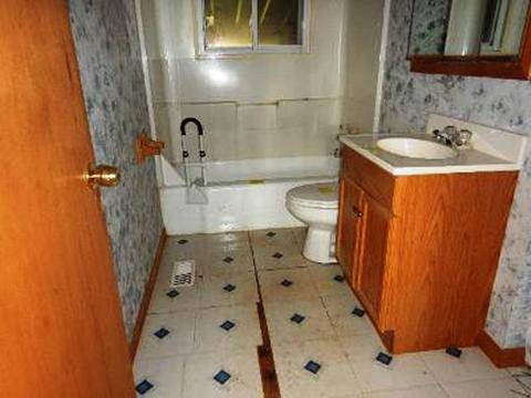 34 E 31st St, Steger, IL 60475 photo 8