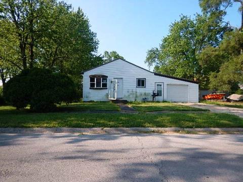 34 E 31st St, Steger, IL 60475 photo 2
