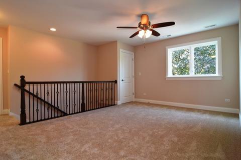 180 Aster Ln, Hoffman Estates, IL 60169 photo 16