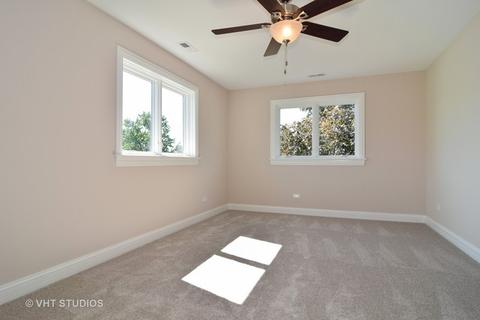 180 Aster Ln, Hoffman Estates, IL 60169 photo 12