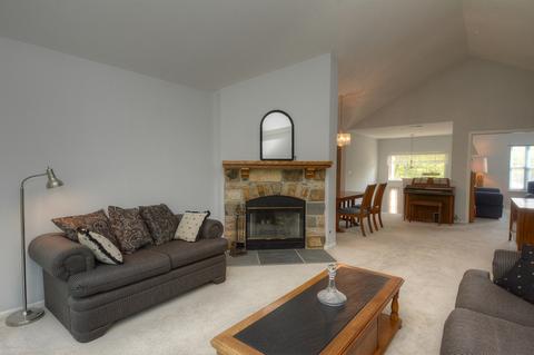 401 Cromwell Cir #3, Bartlett, IL 60103 photo 7
