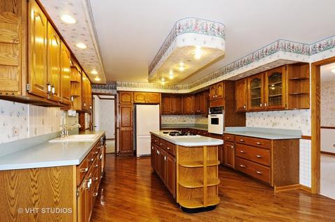 11326 S Kristi Dr, Plainfield, IL 60585 photo 3