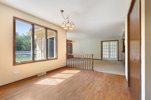 3033 E Hickory Ln, Crete, IL 60417 photo 8