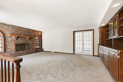 3033 E Hickory Ln, Crete, IL 60417 photo 5
