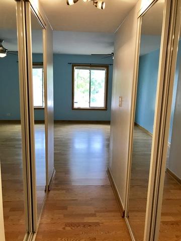 4710 Euclid Ave #2D, Rolling Meadows, IL 60008 photo 8
