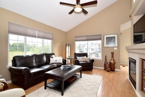 1564 New Haven Dr, Cary, IL 60013 photo 3