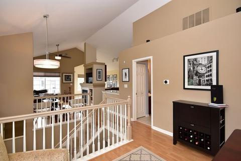 1564 New Haven Dr, Cary, IL 60013 photo 5