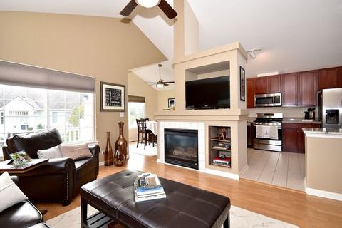1564 New Haven Dr, Cary, IL 60013 photo 7