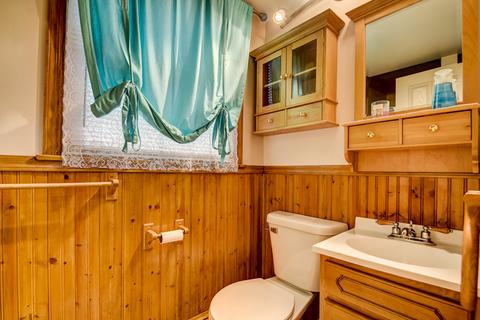 1301 Tyler Ln, Elgin, IL 60123 photo 21