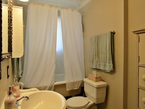 30 S Harrison St, Batavia, IL 60510 photo 9