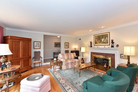418 E Scranton Ave, Lake Bluff, IL 60044 photo 3