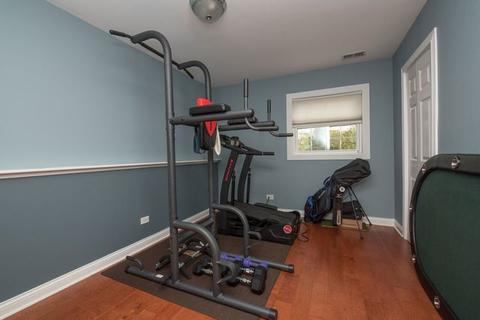 1550 Caldwell Ln, Hoffman Estates, IL 60169 photo 13