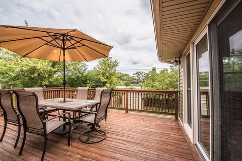1550 Caldwell Ln, Hoffman Estates, IL 60169 photo 17