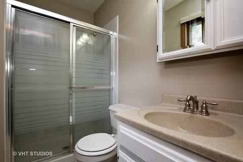 9 N760 Tipi Ln, Elgin, IL 60123 photo 9