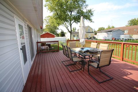 422 E 3rd St, Lockport, IL 60441 photo 5
