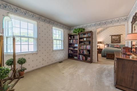 2056 Creekside Dr, Wheaton, IL 60189 photo 16
