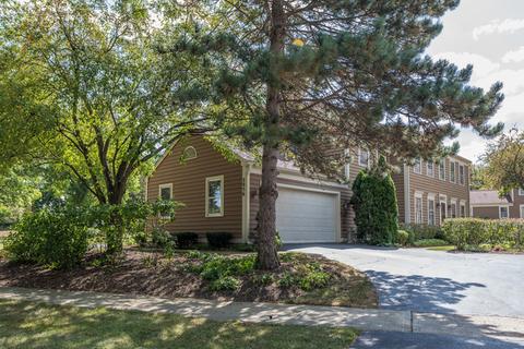 2056 Creekside Dr, Wheaton, IL 60189 photo 3
