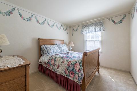 2056 Creekside Dr, Wheaton, IL 60189 photo 21