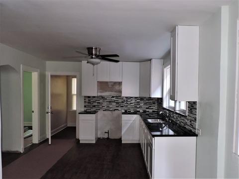 5669 S Artesian Ave, Chicago, IL 60629 photo 4