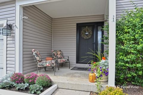 624 Chatham Cir, Algonquin, IL 60102 photo 2