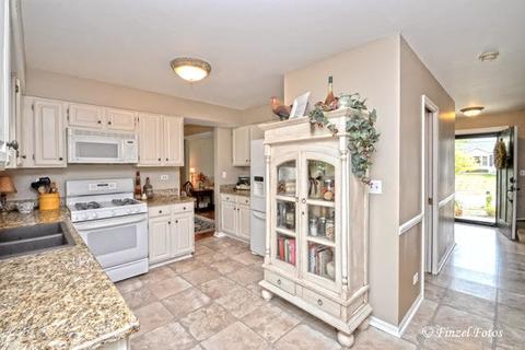 624 Chatham Cir, Algonquin, IL 60102 photo 6