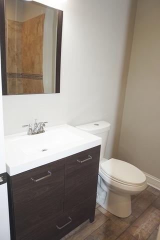 7828 S Phillips Ave, Chicago, IL 60649 photo 9
