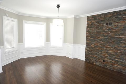 7828 S Phillips Ave, Chicago, IL 60649 photo 2