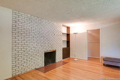 209 E Wilson St, Elmhurst, IL 60126 photo 8